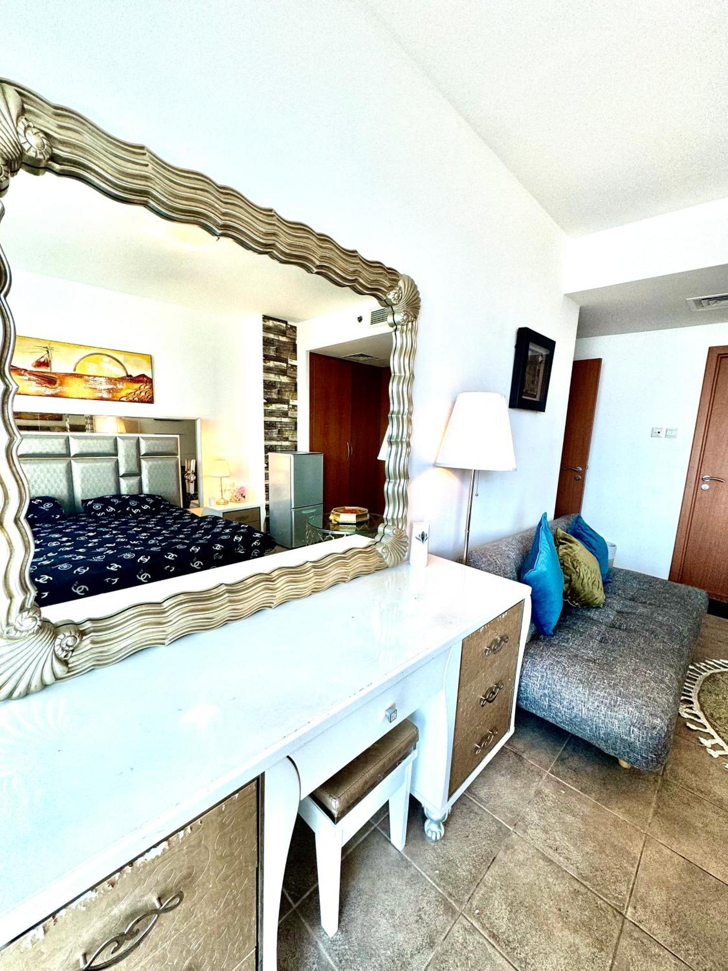 Travelers Backpackers Apartment Dubai Ngoại thất bức ảnh