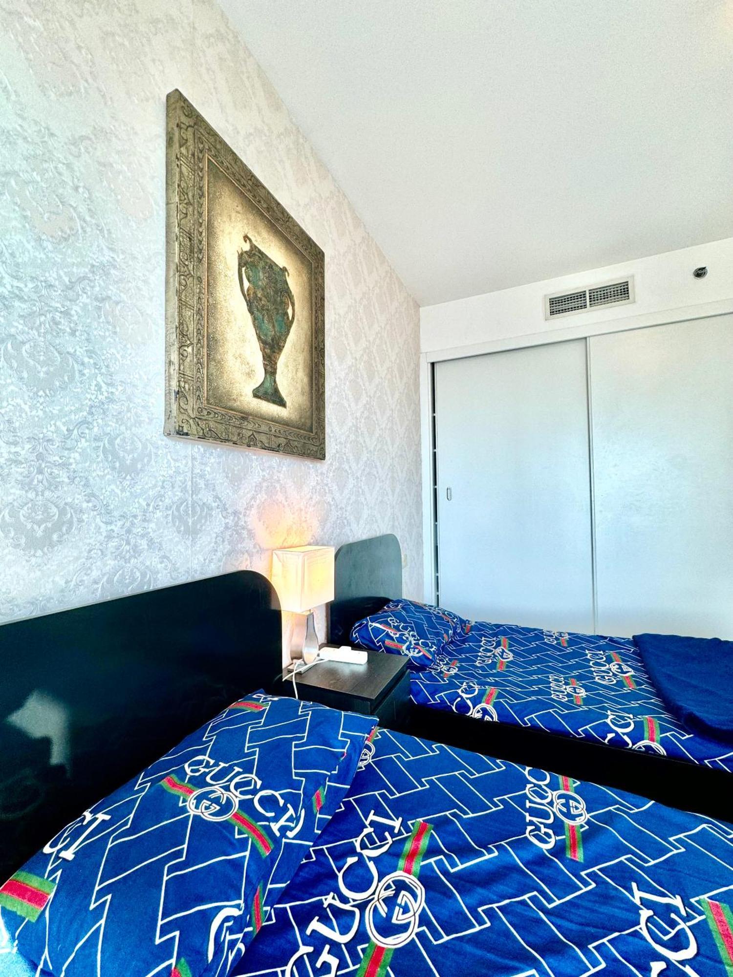 Travelers Backpackers Apartment Dubai Ngoại thất bức ảnh