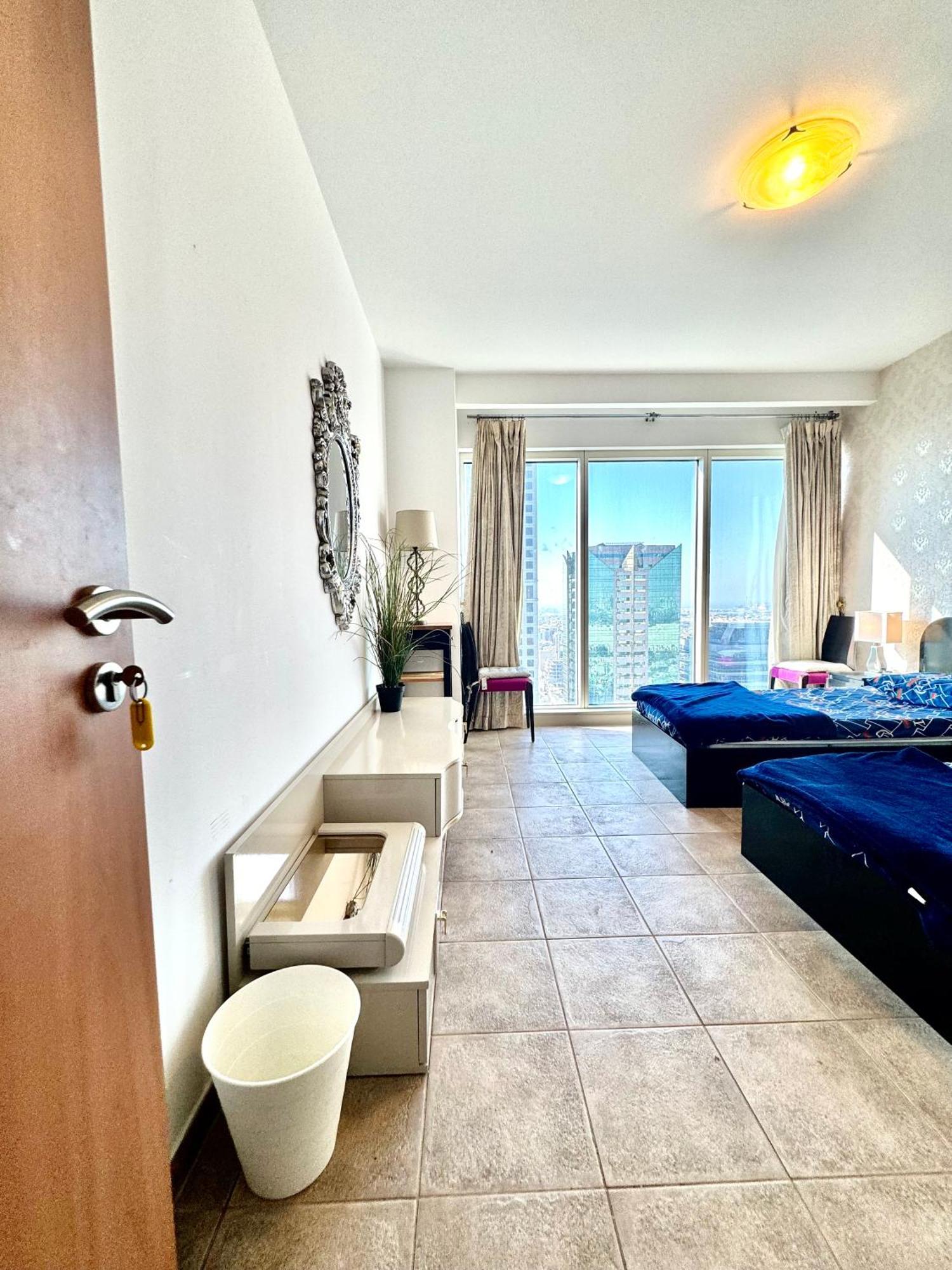 Travelers Backpackers Apartment Dubai Ngoại thất bức ảnh