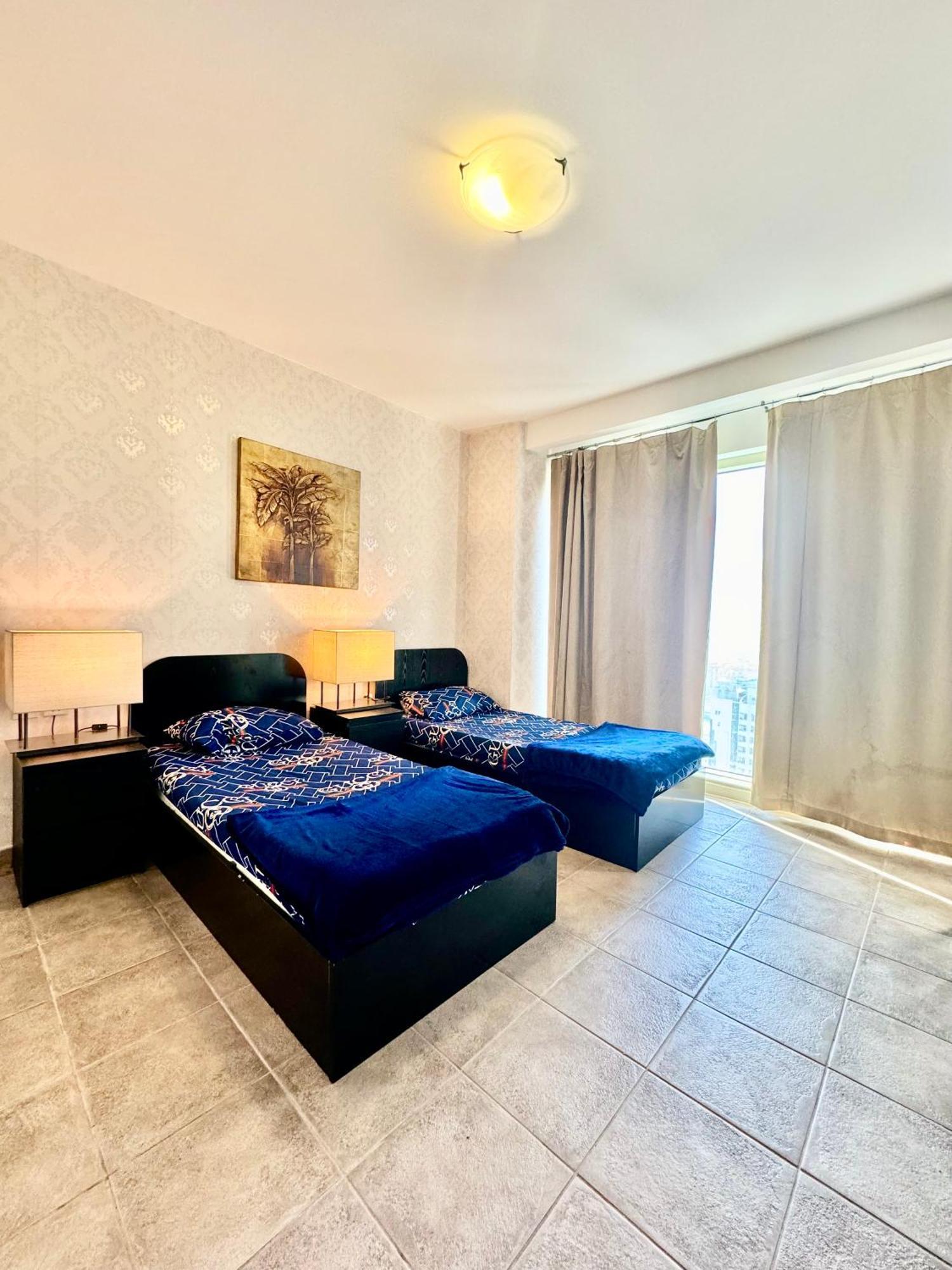 Travelers Backpackers Apartment Dubai Ngoại thất bức ảnh