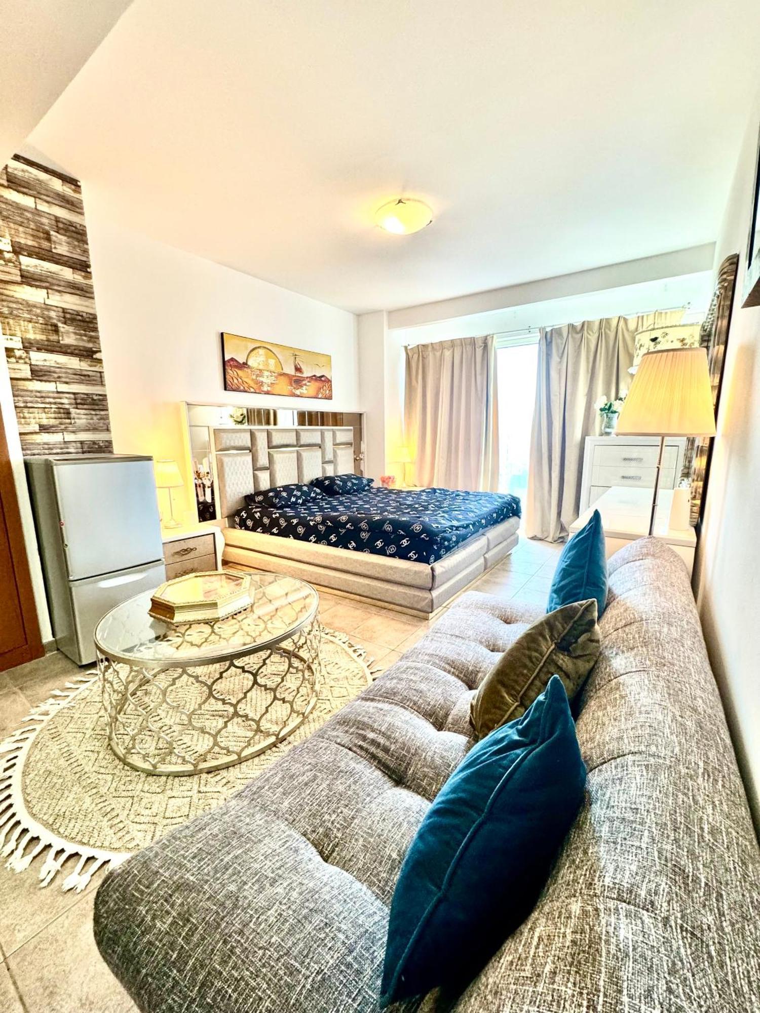Travelers Backpackers Apartment Dubai Ngoại thất bức ảnh