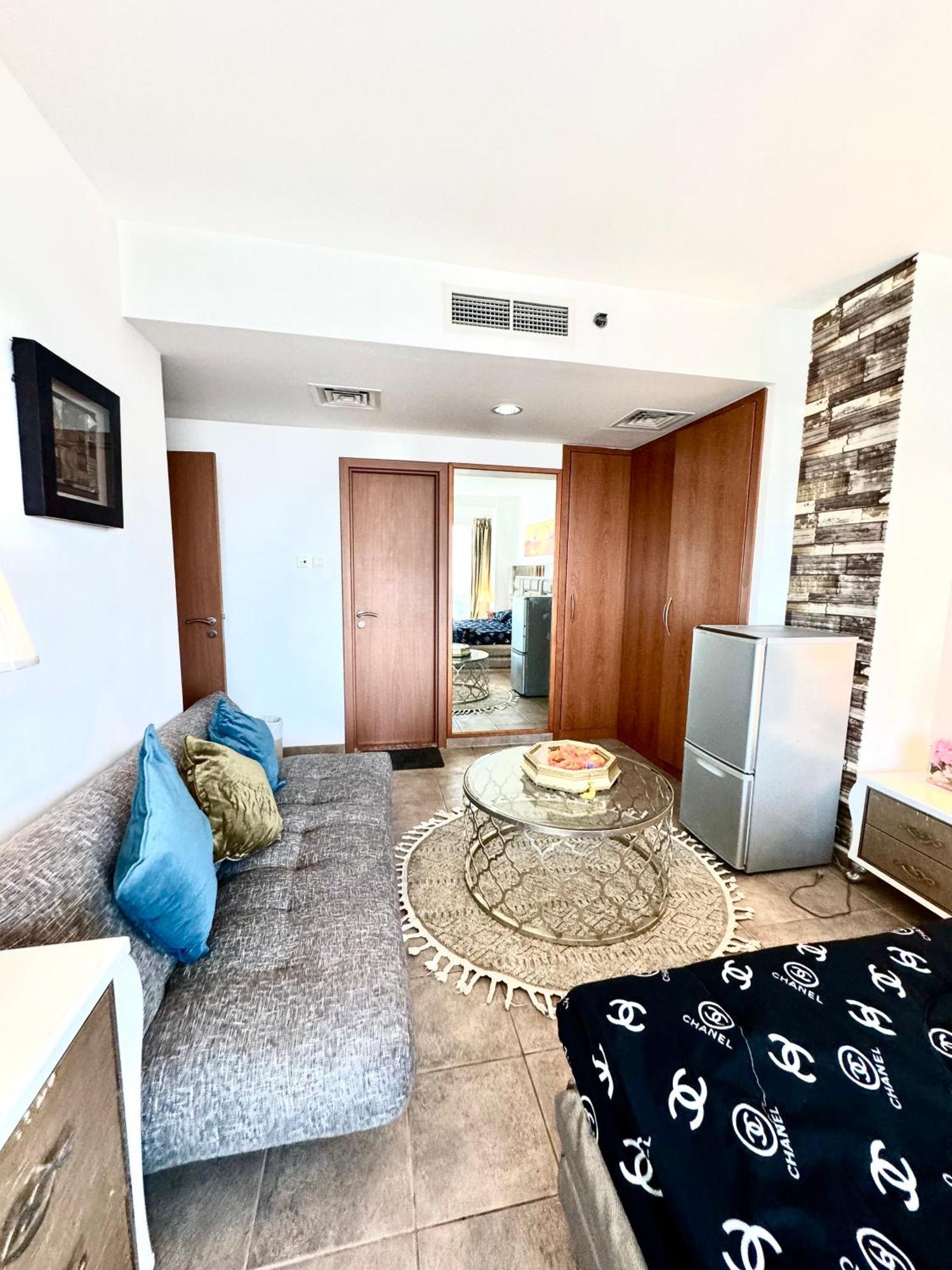 Travelers Backpackers Apartment Dubai Ngoại thất bức ảnh