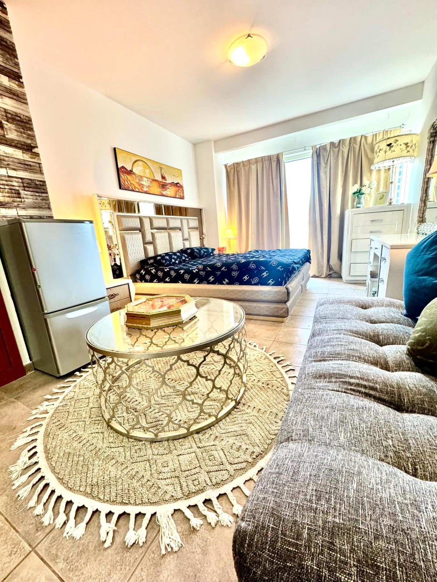 Travelers Backpackers Apartment Dubai Ngoại thất bức ảnh